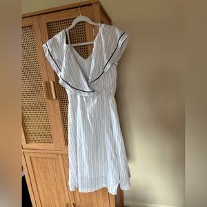 On or off-shoulder wrap boutique dress